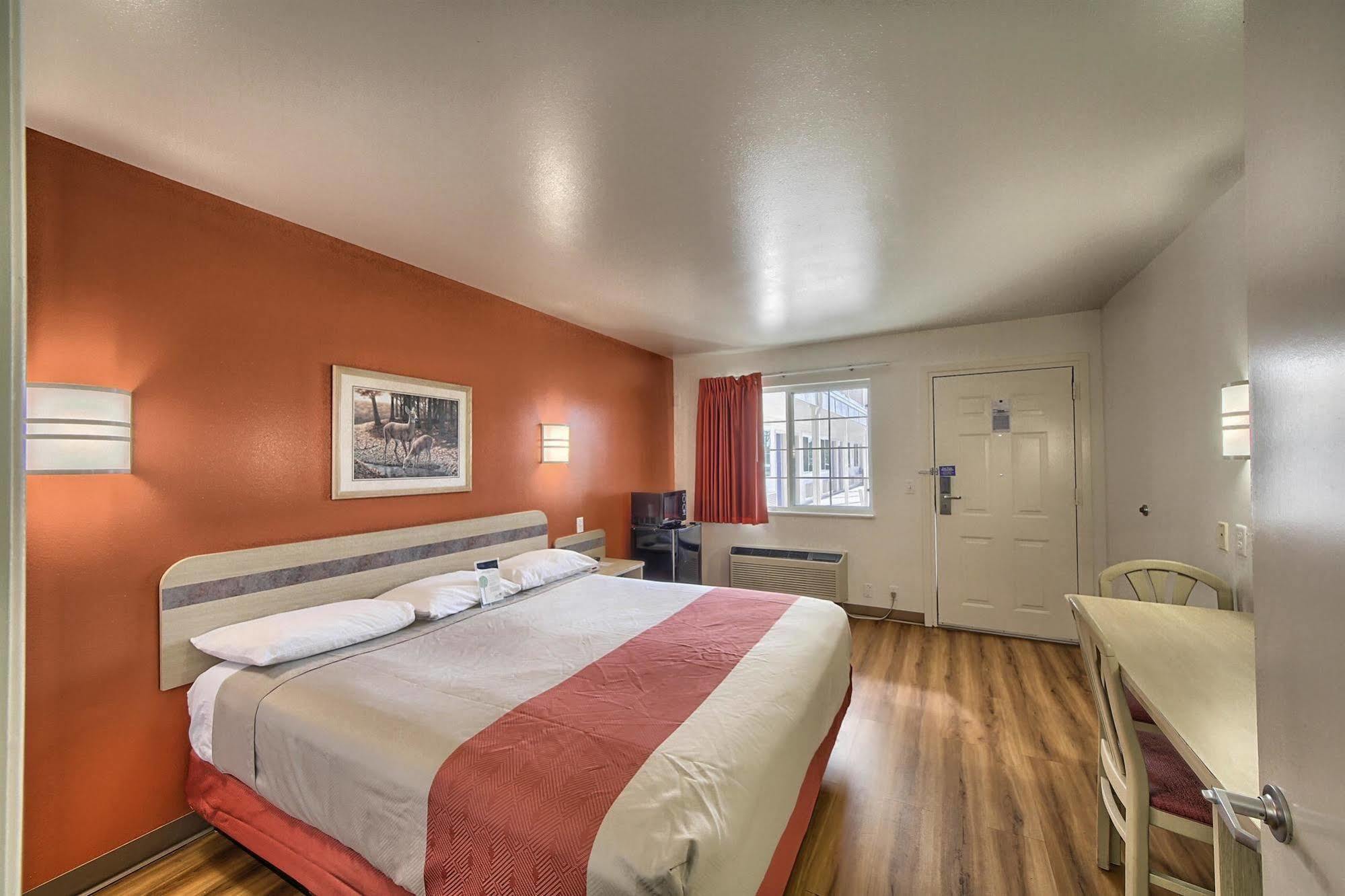 Motel 6-Kerrville, Tx מראה חיצוני תמונה