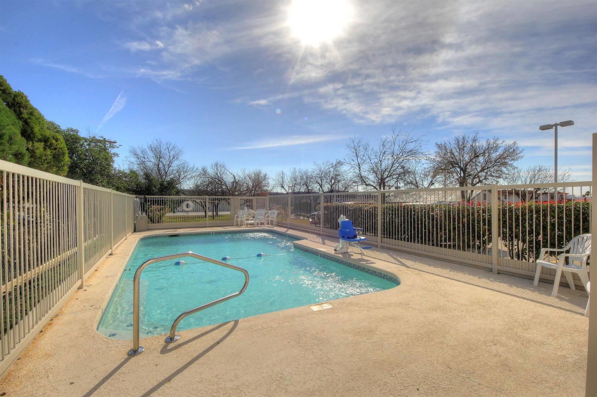 Motel 6-Kerrville, Tx מראה חיצוני תמונה